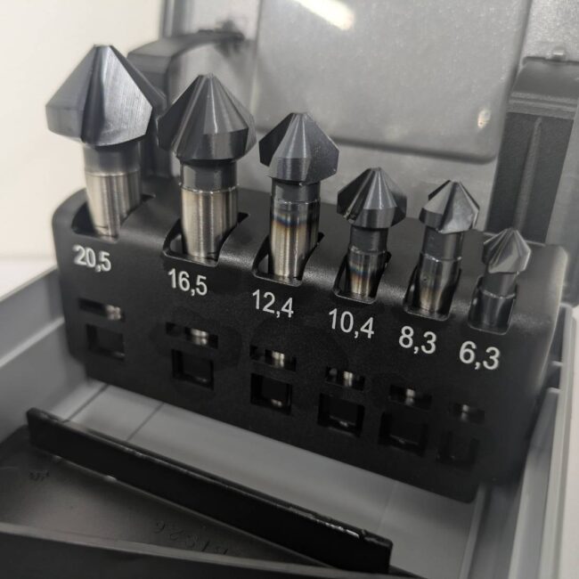 TZ-TIALN-CS　D6.3-D20.5-3F-A90